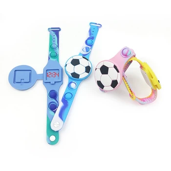 Детские часы футбольной формы, светодиодные цифровые часы для мальчиков и девочек, силиконовая лента без бисфенола А, дизайн раскладушки, детские спортивные наручные часы Изображение 2
